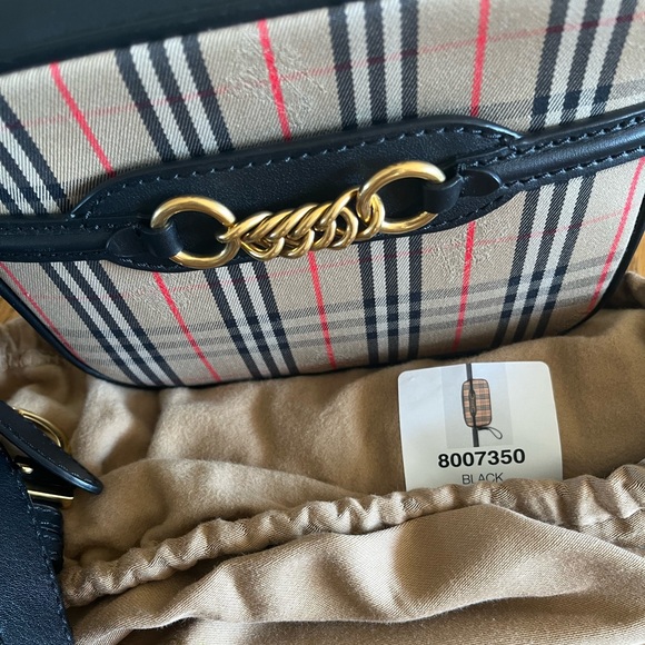 Burberry Bum Bag/ Belt Bag - Picture 7 of 11